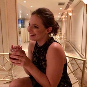 Meet your Posher, Courtney